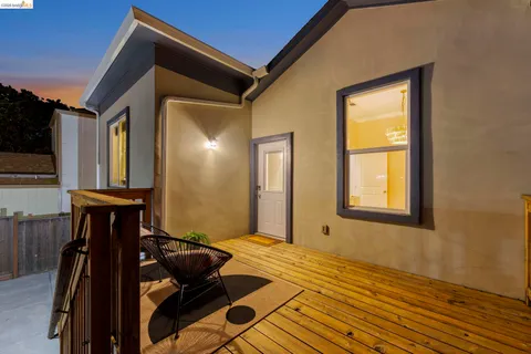 $789,000 | 3322 Chestnut Street, Oakland, CA 94608