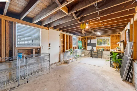 $789,000 | 3322 Chestnut Street, Oakland, CA 94608