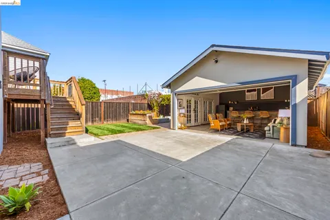 $789,000 | 3322 Chestnut Street, Oakland, CA 94608