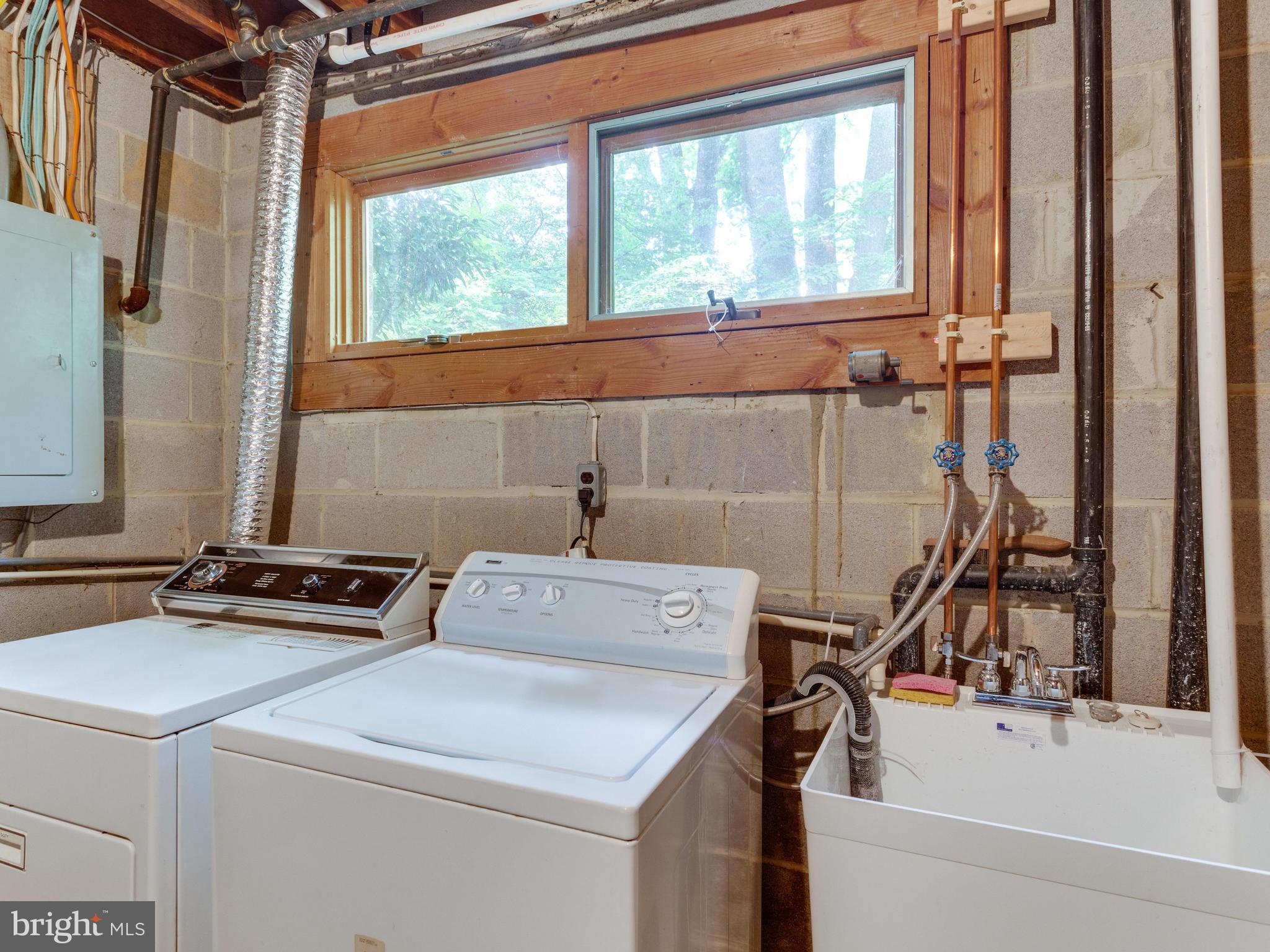 6837 Fairway Street McLean, VA 22101 - Photo 22 of 25 Laundry Room