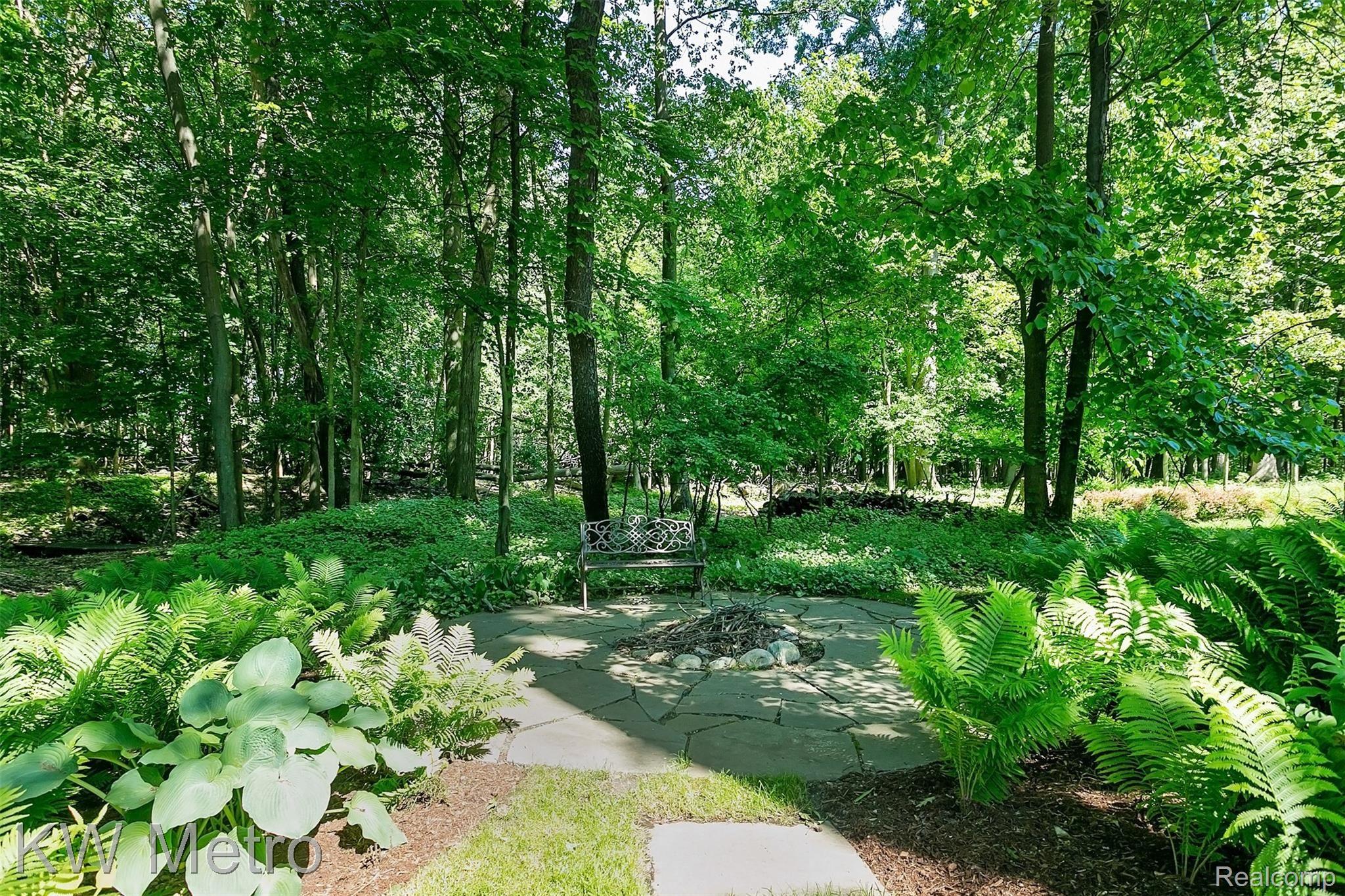 1611 Wakefield Court Rochester, MI 48306 - Photo 50 of 59 Wakefield-50.jpg