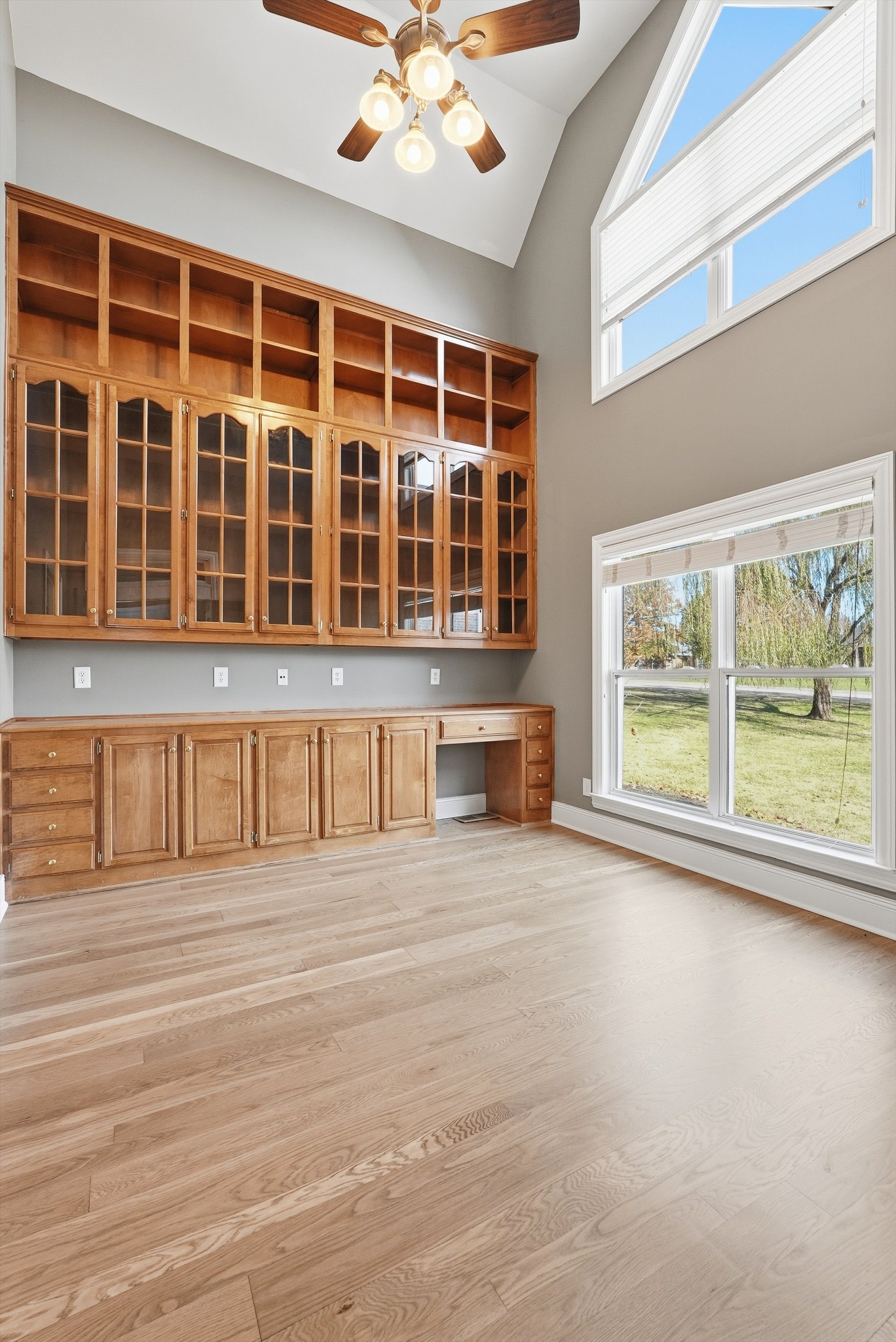 2005 Alan John Way Lebanon, TN 37087 - Photo 12 of 71 a view of an empty room with a window