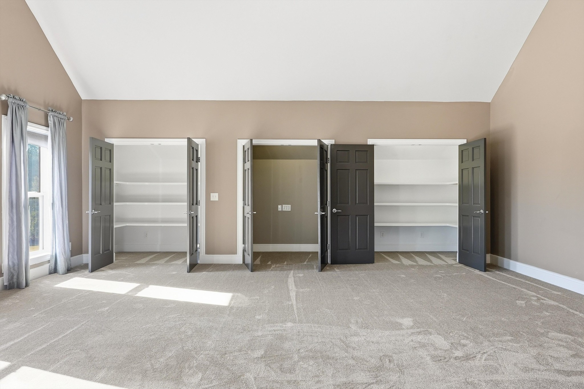2005 Alan John Way Lebanon, TN 37087 - Photo 43 of 71 a view of an empty room with closet and a window