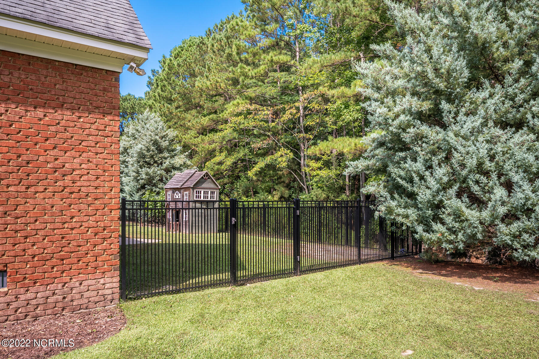 700 Compton Road-00004