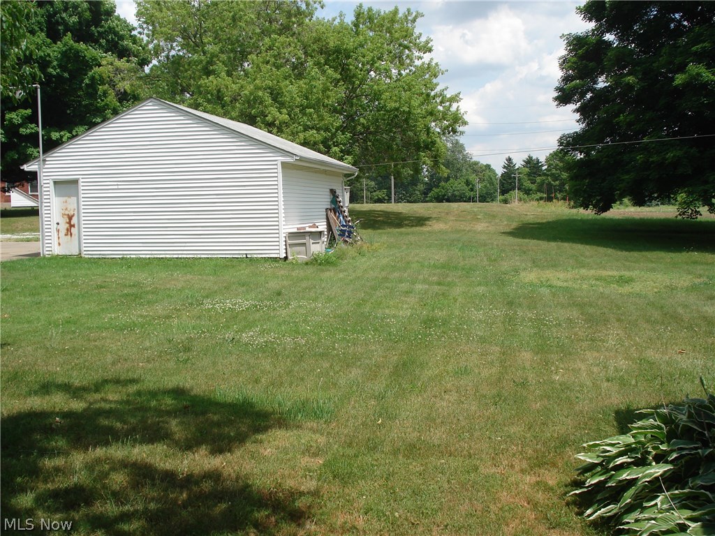 4802 Detroit Road Elyria, OH 44035 - Photo 4 of 21 Gallery Image 4
