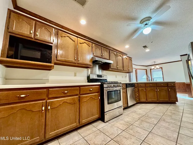 $319,000 | 465 Augusta Drive, Hernando, MS 38632