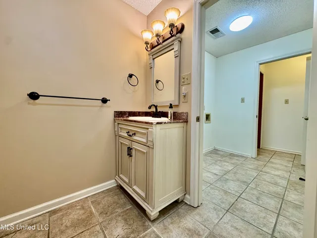 $319,000 | 465 Augusta Drive, Hernando, MS 38632