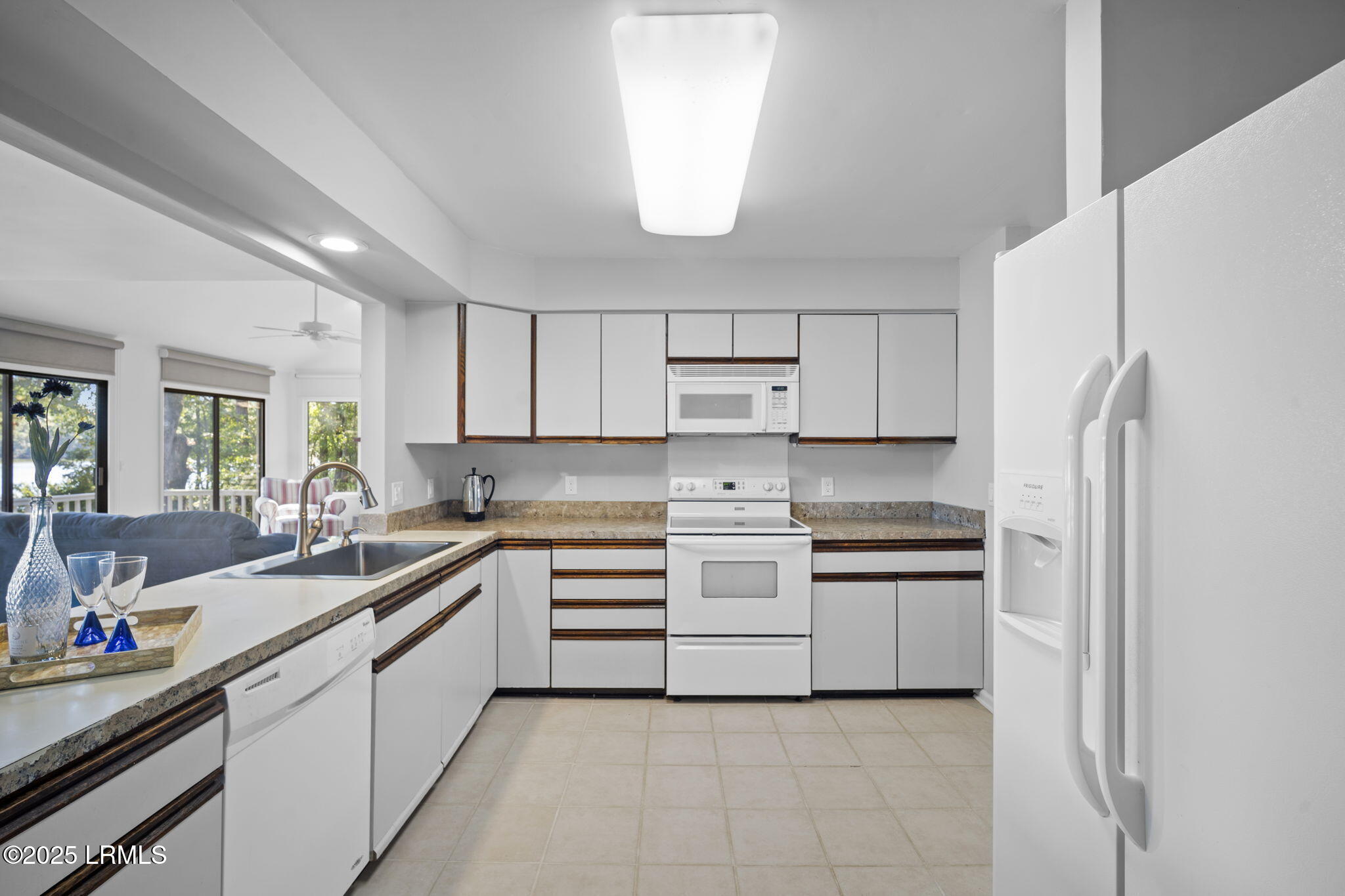 193 Pleasant Point Drive Beaufort, SC 29907 - Photo 14 of 72 12-web-or-mls-DSC08717