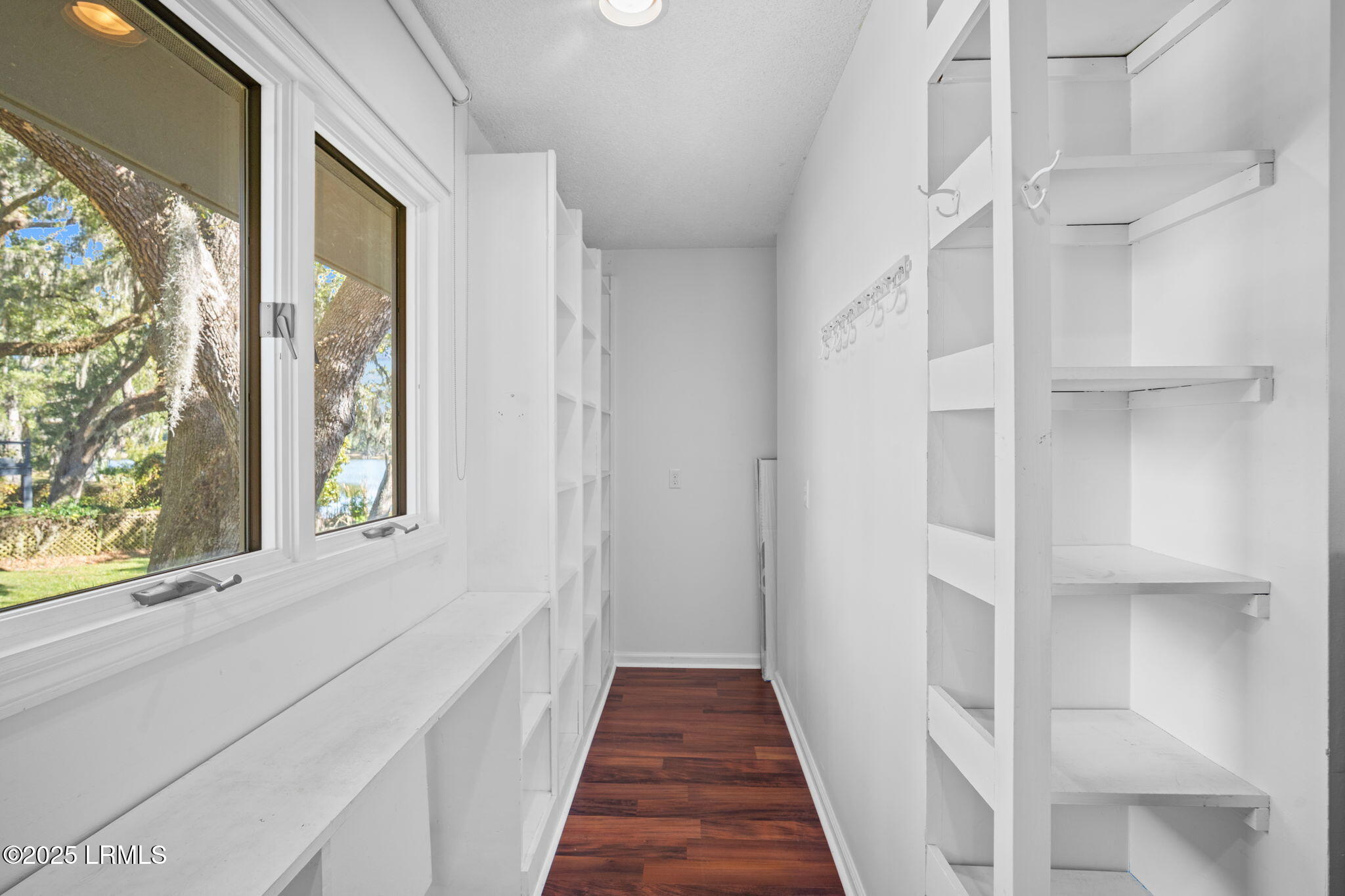 193 Pleasant Point Drive Beaufort, SC 29907 - Photo 22 of 72 20-web-or-mls-DSC08767