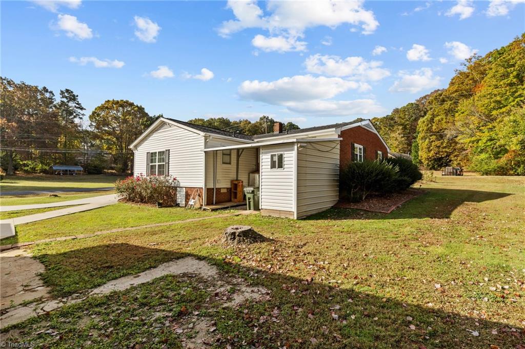 1002 Meadowbrook Road Asheboro, NC 27203 - Photo 25 of 38 Gallery Image 25