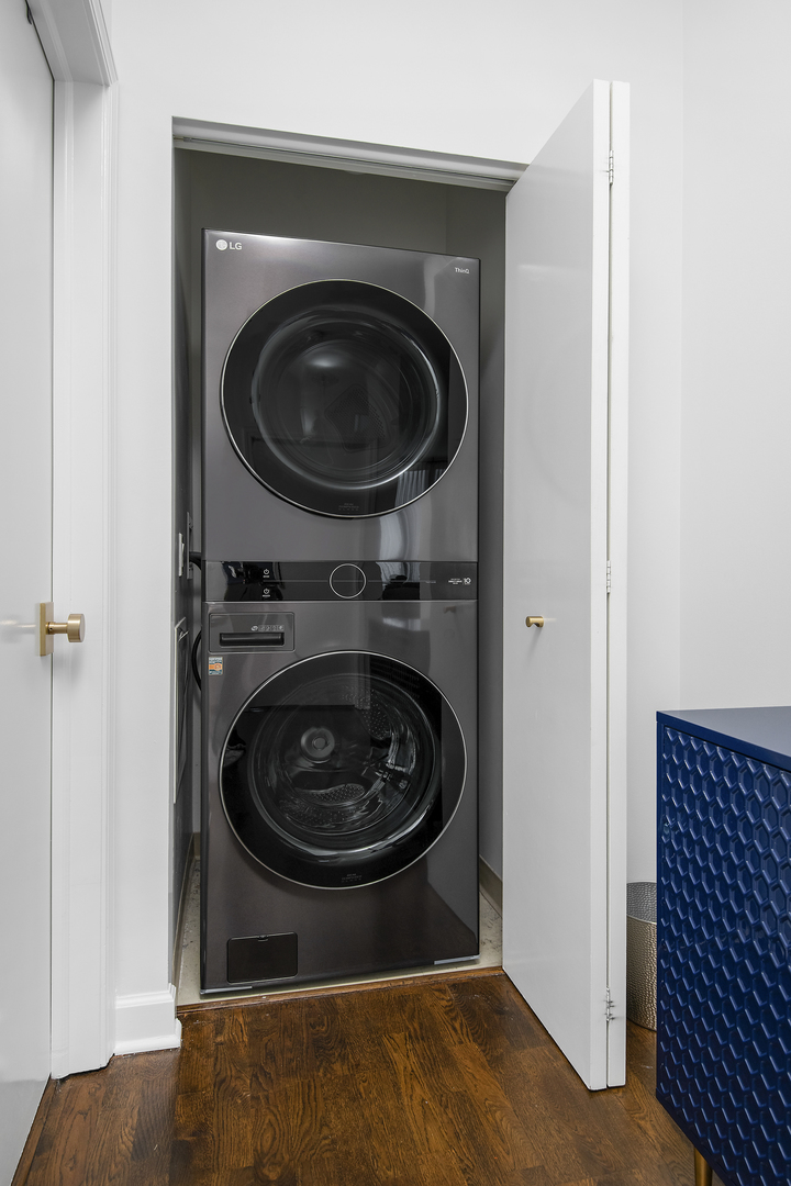 1629 South Prairie Avenue, Unit 1602 Chicago, IL 60616 - Photo 15 of 23 a view of washer and dryer in a utility room