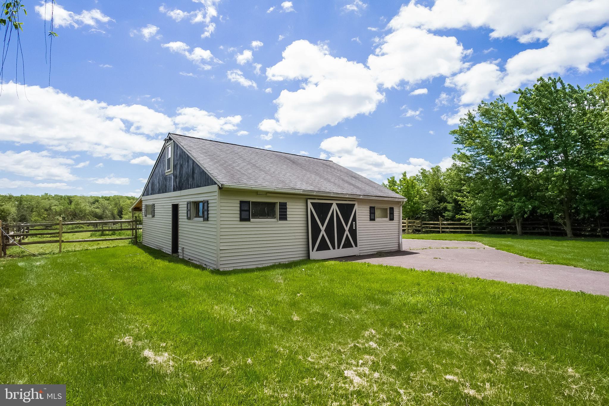 749 Headquarters Road Ottsville, PA 18942 - Photo 22 of 28