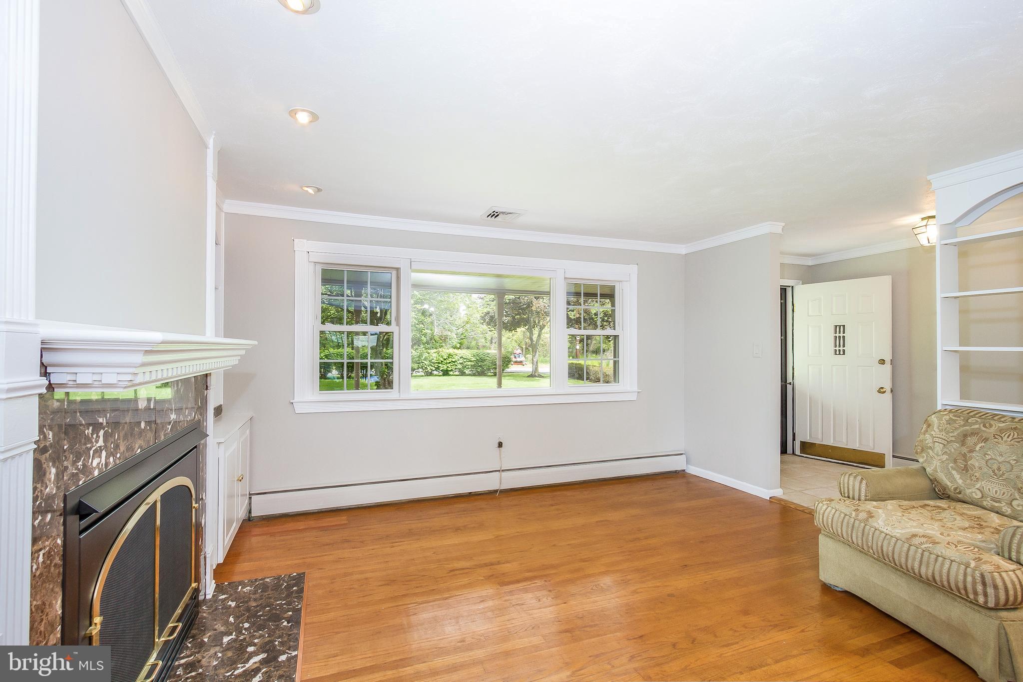 749 Headquarters Road Ottsville, PA 18942 - Photo 4 of 28