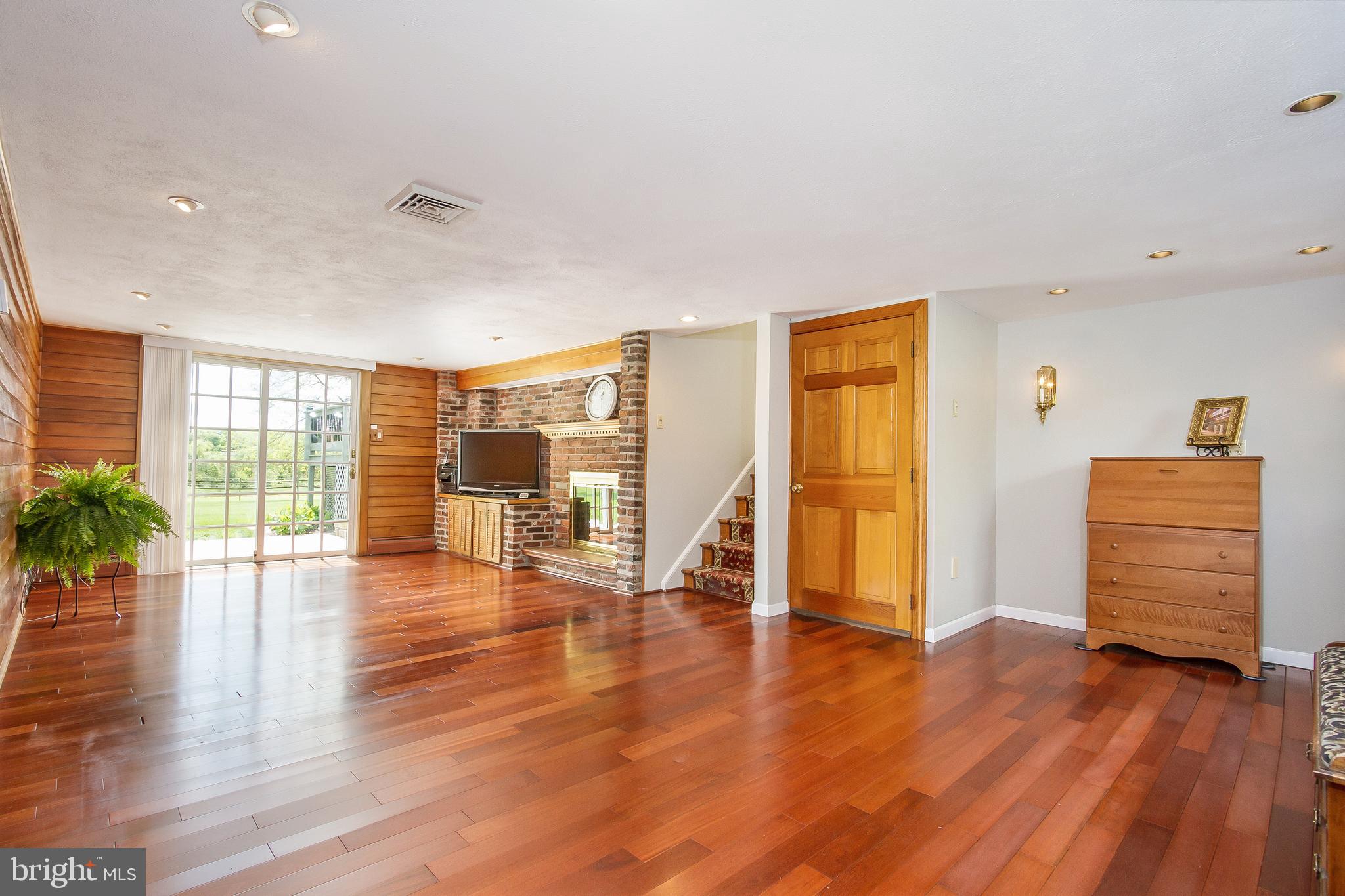 749 Headquarters Road Ottsville, PA 18942 - Photo 10 of 28