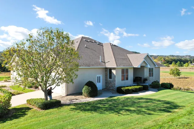 $524,900 | 715 Hazelnut Way, Lake City, MN 55041