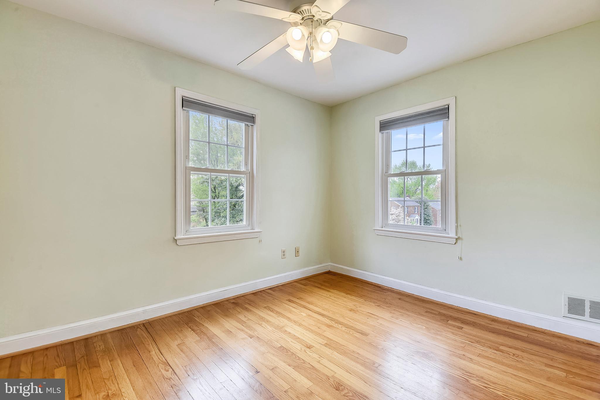 2607 Elnora Street Silver Spring, MD 20902 - Photo 10 of 32 Gallery Image 10