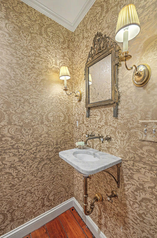 59 Church Street Charleston, SC 29401 - Photo 17 of 94 59 Church Street 1st floor half bath