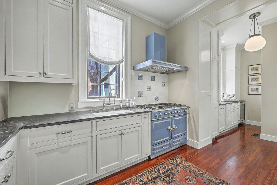 59 Church Street Charleston, SC 29401 - Photo 22 of 94 59 Church Street kitchen