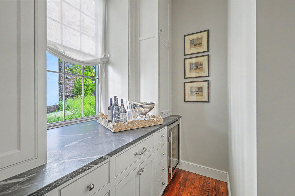 59 Church Street Charleston, SC 29401 - Photo 26 of 94 59 Church Street butlers pantry