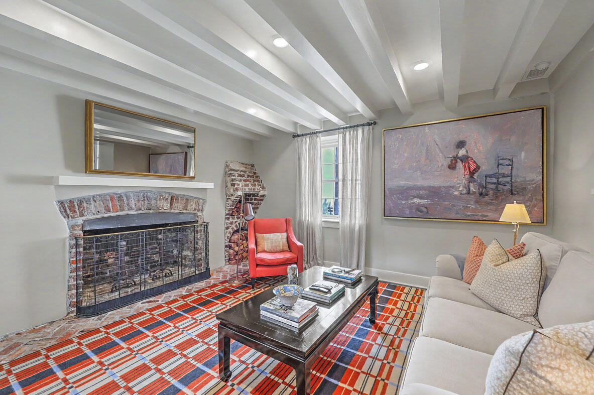 59 Church Street Charleston, SC 29401 - Photo 30 of 94 59 Church Street family room