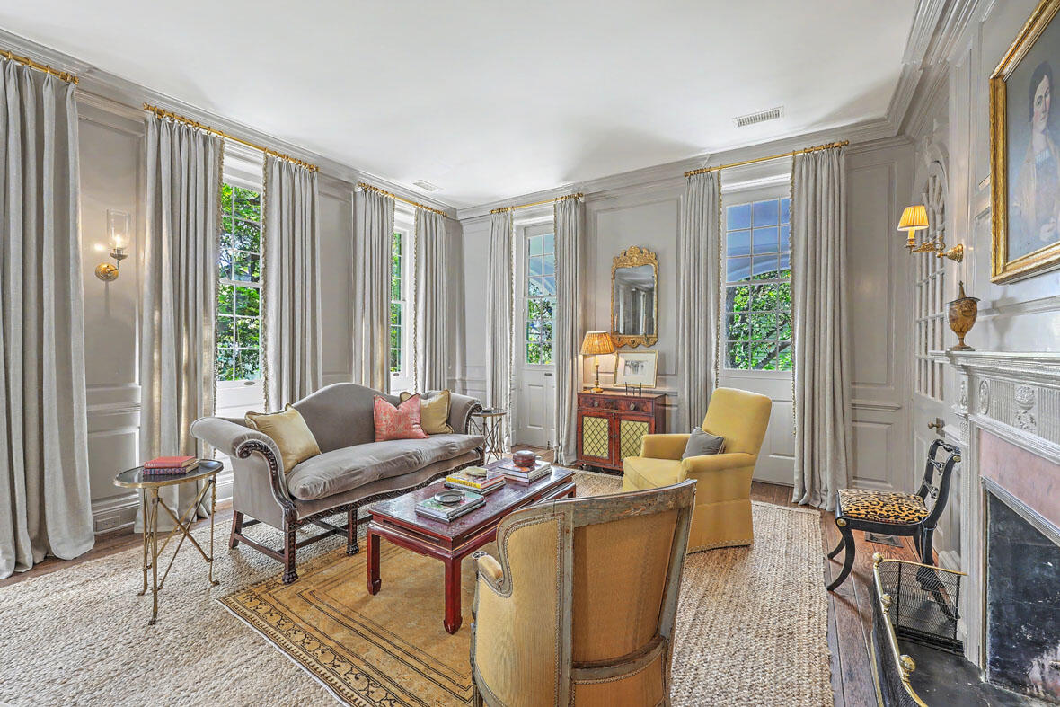 59 Church Street Charleston, SC 29401 - Photo 38 of 94 59 Church Street drawing room