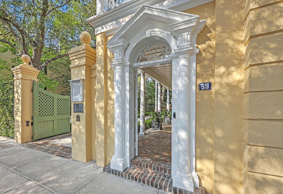 59 Church Street Charleston, SC 29401 - Photo 4 of 94 59 Church Street piazza door