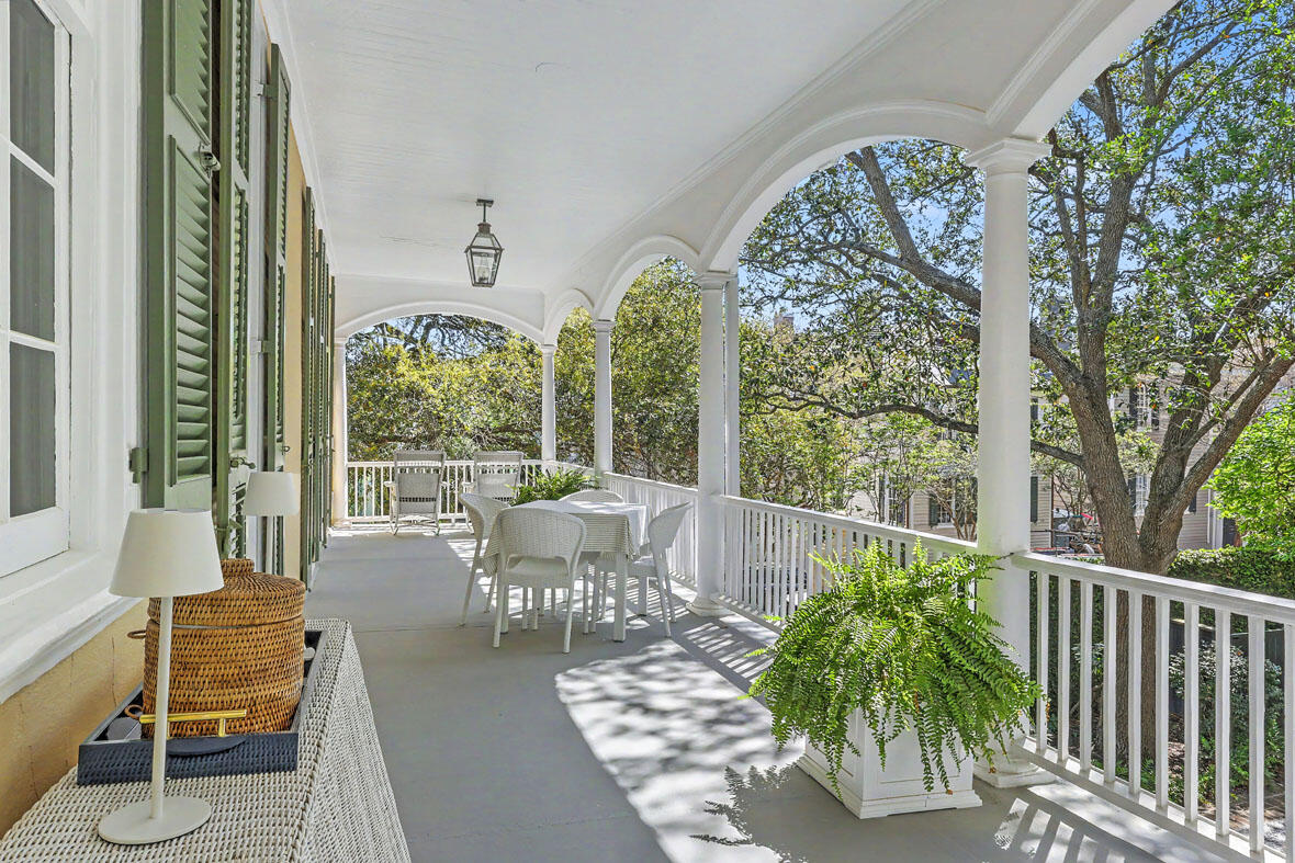59 Church Street Charleston, SC 29401 - Photo 56 of 94 59 Church Street 2nd floor piazza