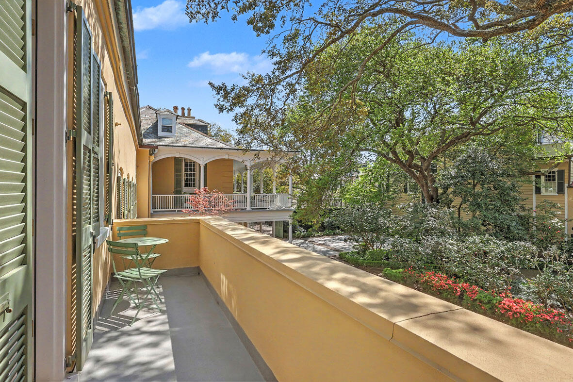 59 Church Street Charleston, SC 29401 - Photo 79 of 94 59 Church Street studio balcony