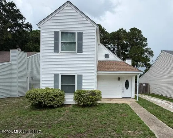 $1,600 | 1732 James Buchanan Drive, Biloxi, MS 39531