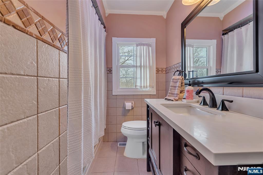 85 Larsen Road West Milford, NJ 07480 - Photo 33 of 50