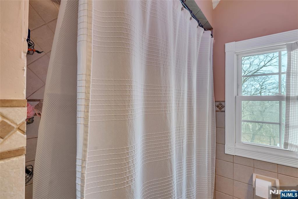 85 Larsen Road West Milford, NJ 07480 - Photo 34 of 50