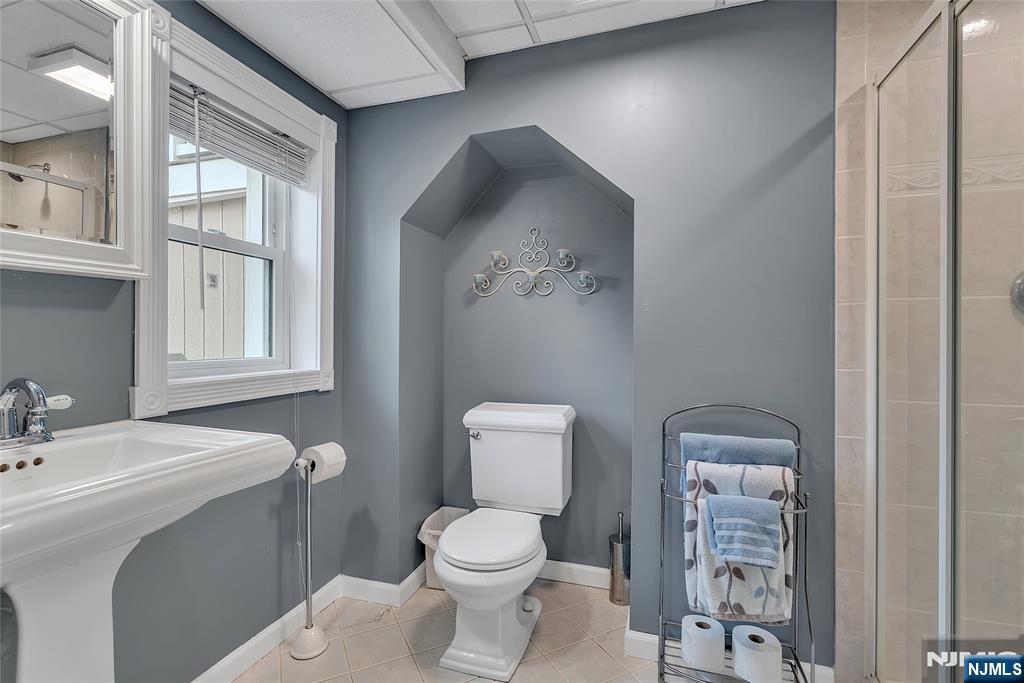 85 Larsen Road West Milford, NJ 07480 - Photo 9 of 50