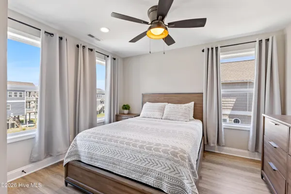 $1,250,000 | 2250 Island Drive, North Topsail Beach, NC 28460