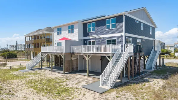 $1,250,000 | 2250 Island Drive, North Topsail Beach, NC 28460