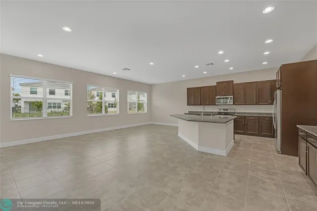 $4,000 | 14989 RedCove Place, Loxahatchee, FL 33470