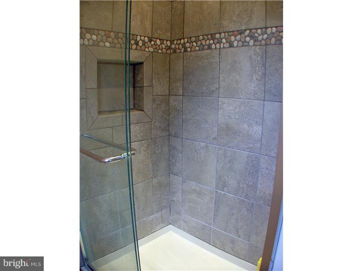104 Signal Hill Road Holland, PA 18966 - Photo 11 of 17 Master Bathroom