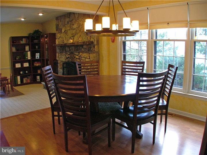 104 Signal Hill Road Holland, PA 18966 - Photo 3 of 17 Kitchen