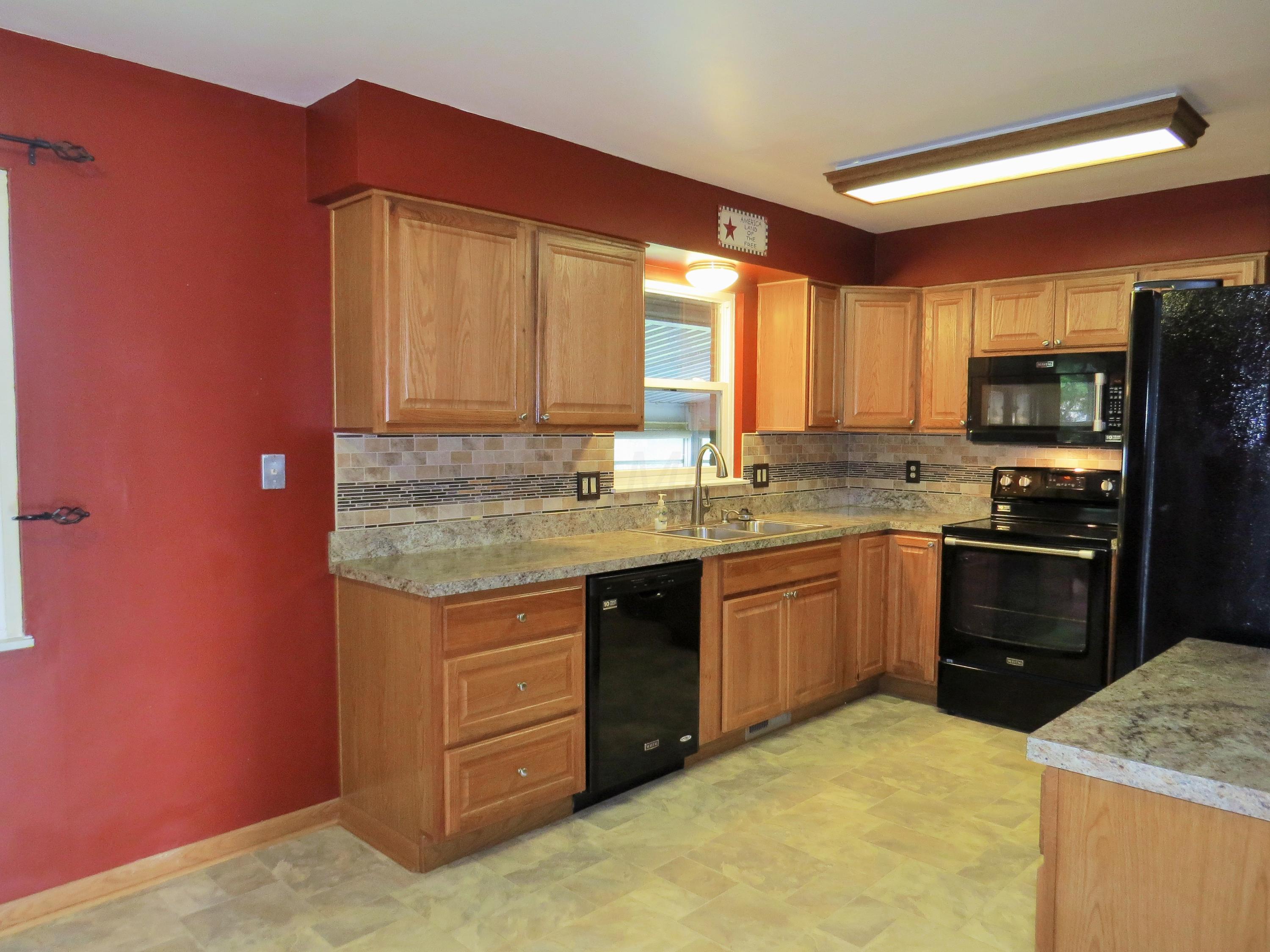 288 Hilliard Rome Road Columbus, OH 43228 - Photo 8 of 40 Gallery Image 8