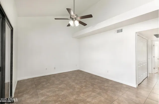 $1,295 | 1241 North 48th Street, Unit 206, Phoenix, AZ 85008