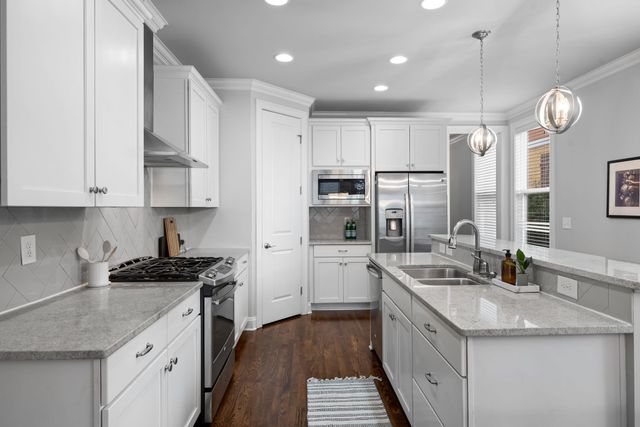 $770,000 | 4908 B Wyoming Avenue, Nashville, TN 37209