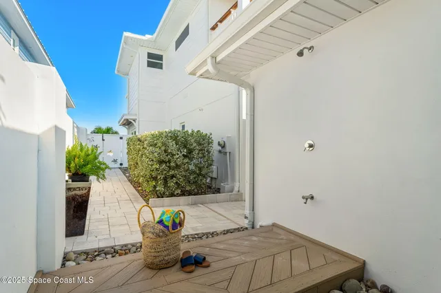 $4,895,000 | 1081 South Atlantic Avenue, Cocoa Beach, FL 32931