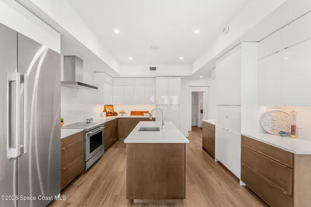 $4,895,000 | 1081 South Atlantic Avenue, Cocoa Beach, FL 32931