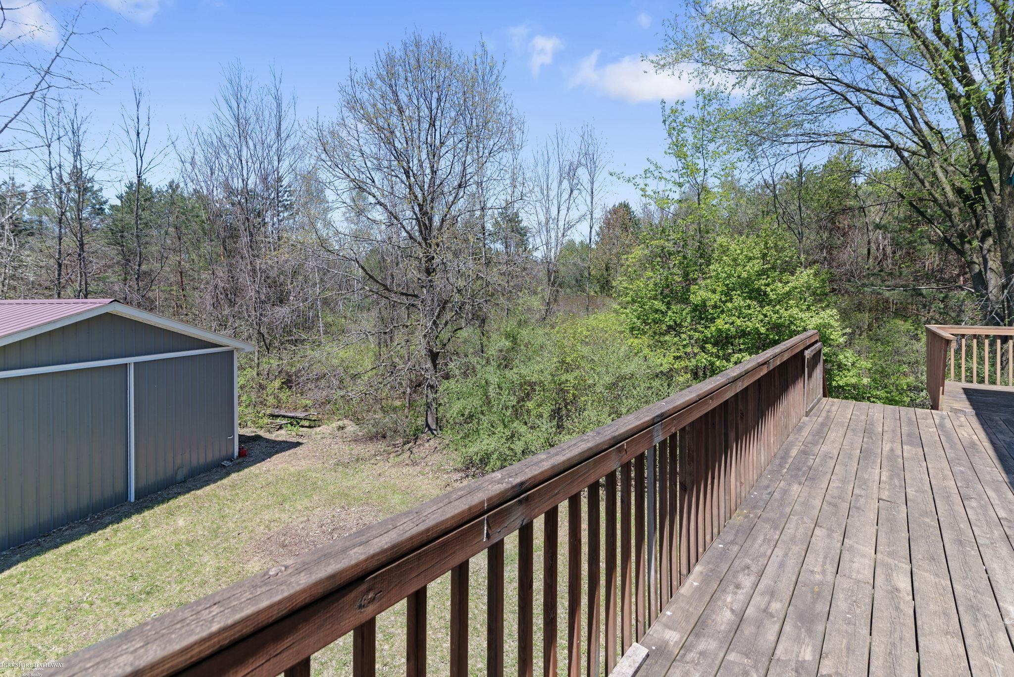 5525 Bond Road Deford, MI 48729 - Photo 5 of 35