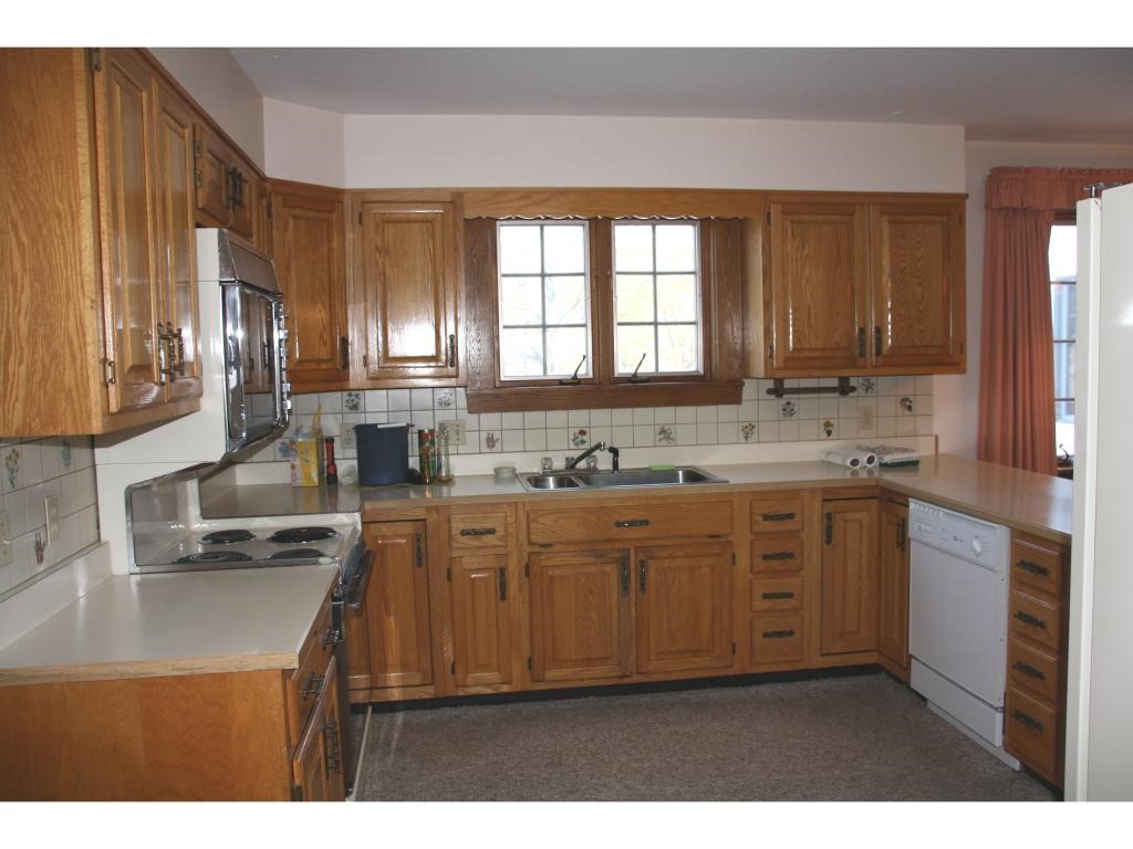 178 Church Street Rutland, VT 05701 - Photo 5 of 23
