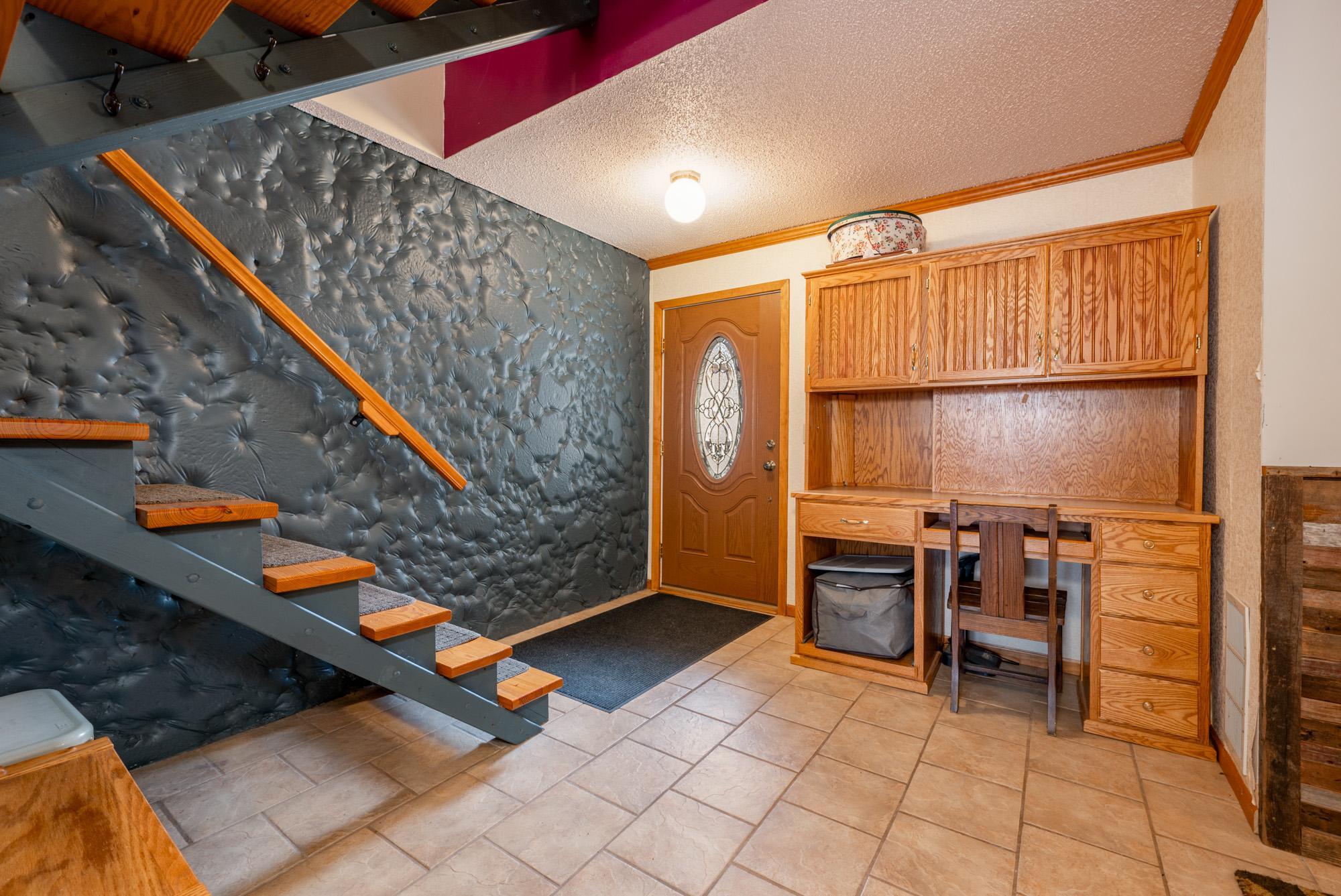 2114 Southwest 3rd Avenue Grand Rapids, MN 55744 - Photo 13 of 33