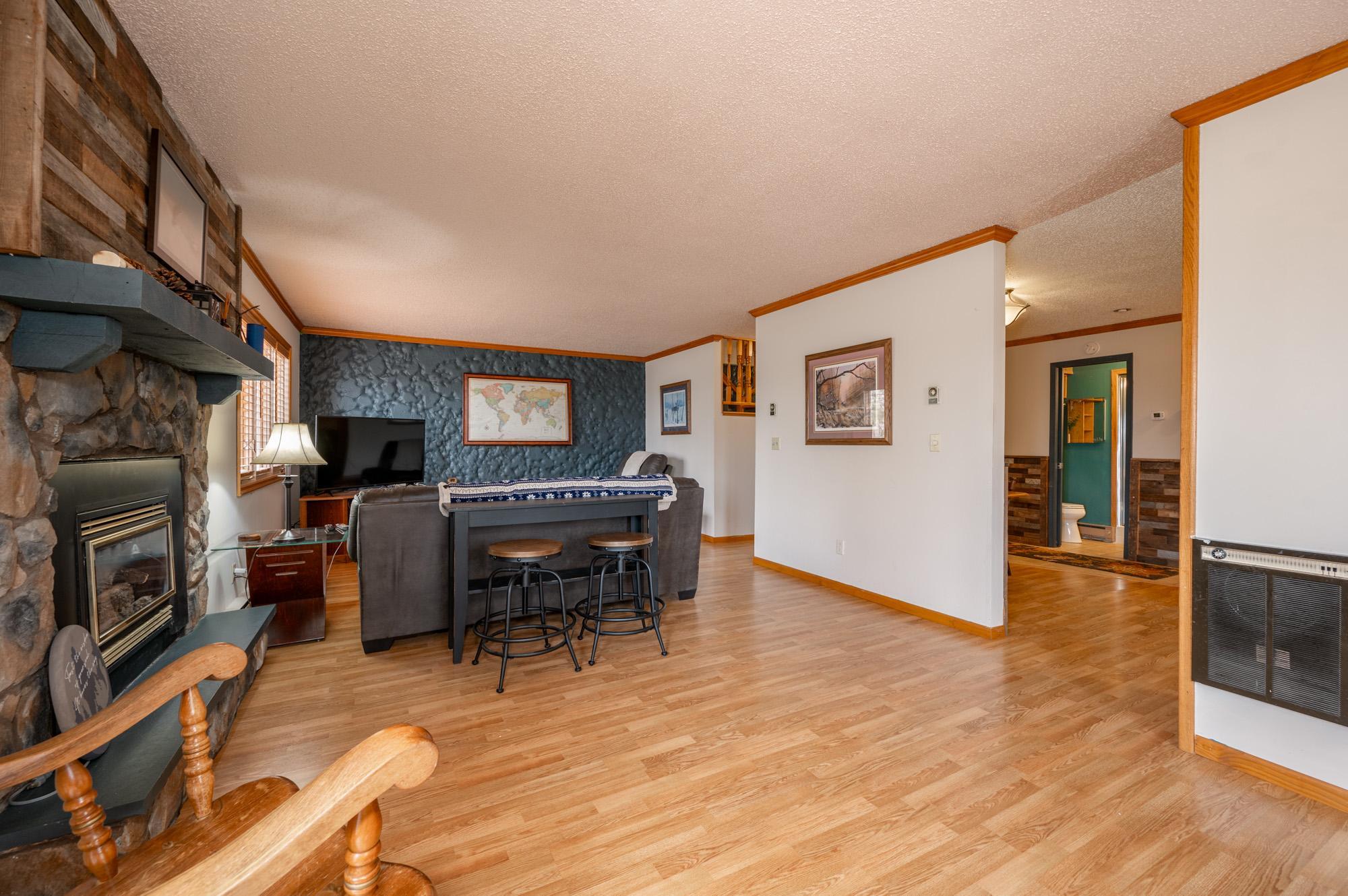 2114 Southwest 3rd Avenue Grand Rapids, MN 55744 - Photo 4 of 33