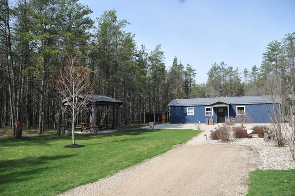 $250,000 | 10992 Naples Road Southeast, Fife Lake, MI 49633