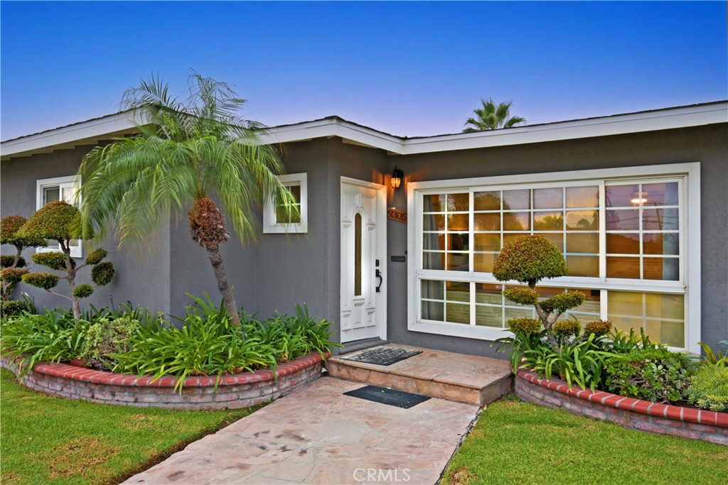 9305 Downey Avenue Downey, CA 90240 - Photo 3 of 45