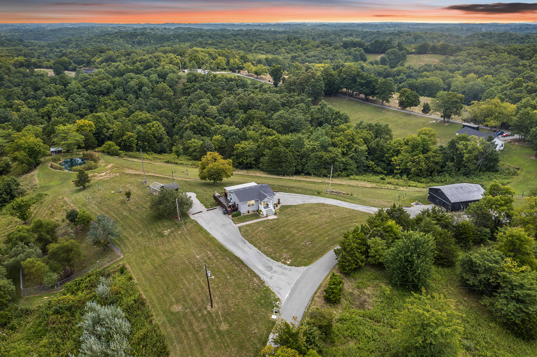 160 Northeast County Line Road Sadieville, KY 40370 - Photo 1 of 67 160necounty47 (1)