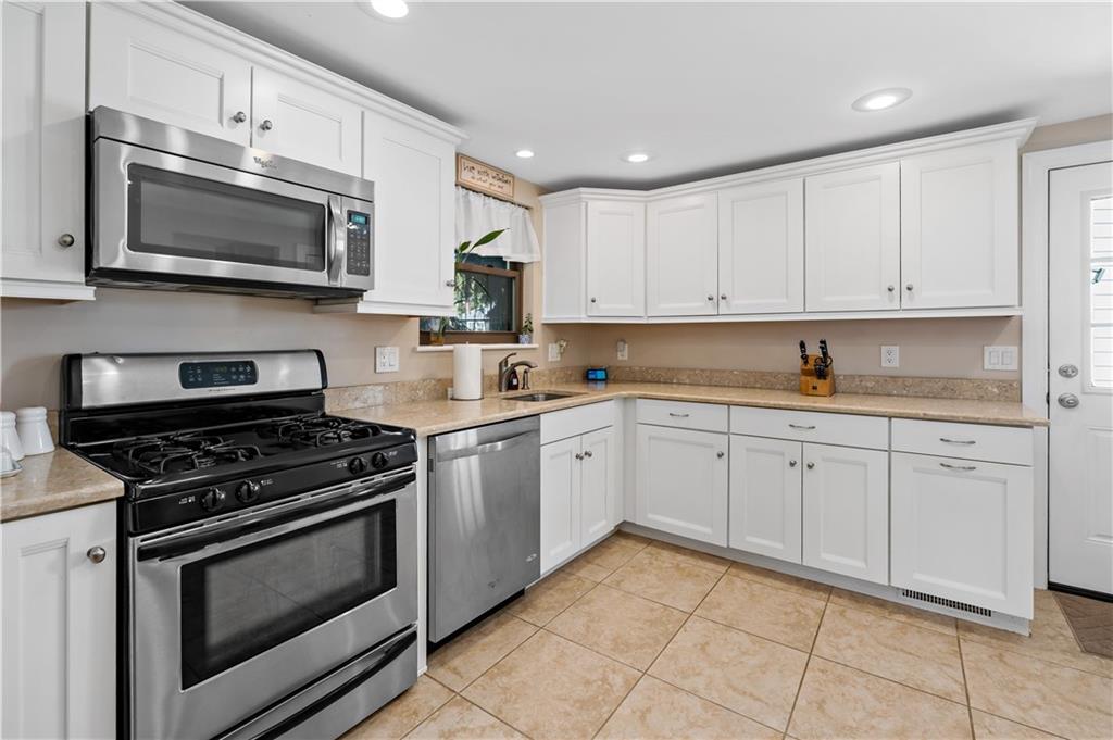 720 Clinton Place Pittsburgh, PA 15202 - Photo 12 of 43